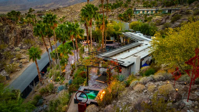 Wander Palm Springs Summit