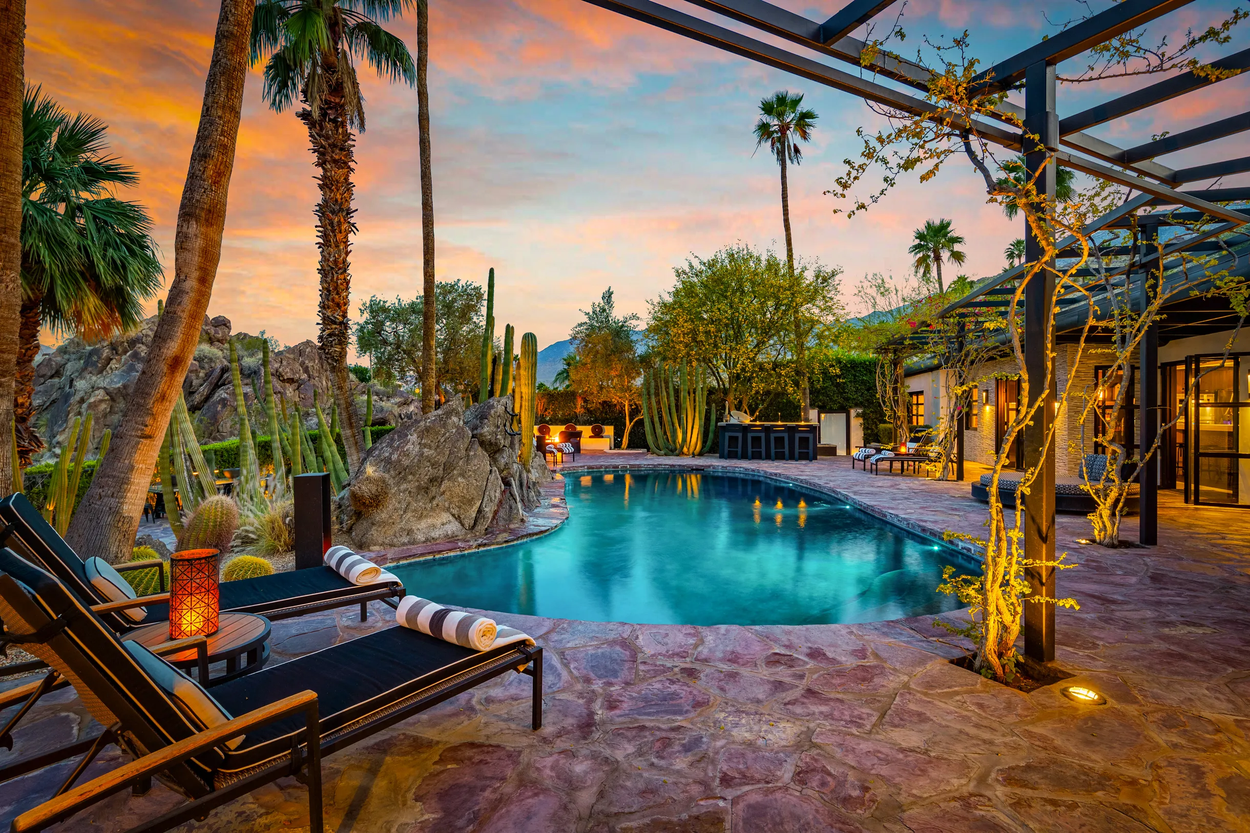 Wander Palm Springs Summit #90