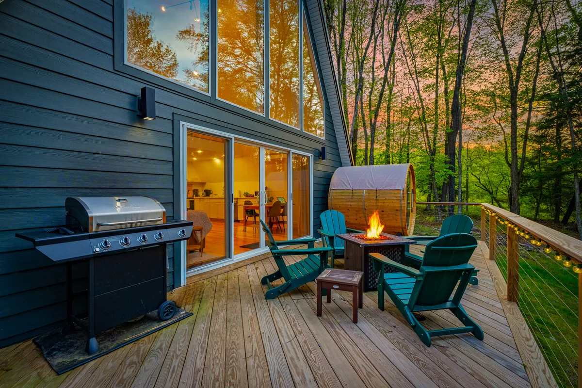 Wander Catskills Ridge