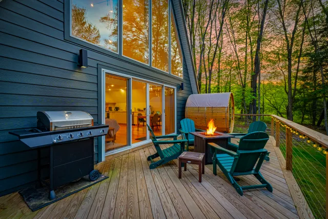 Wander Catskills Ridge