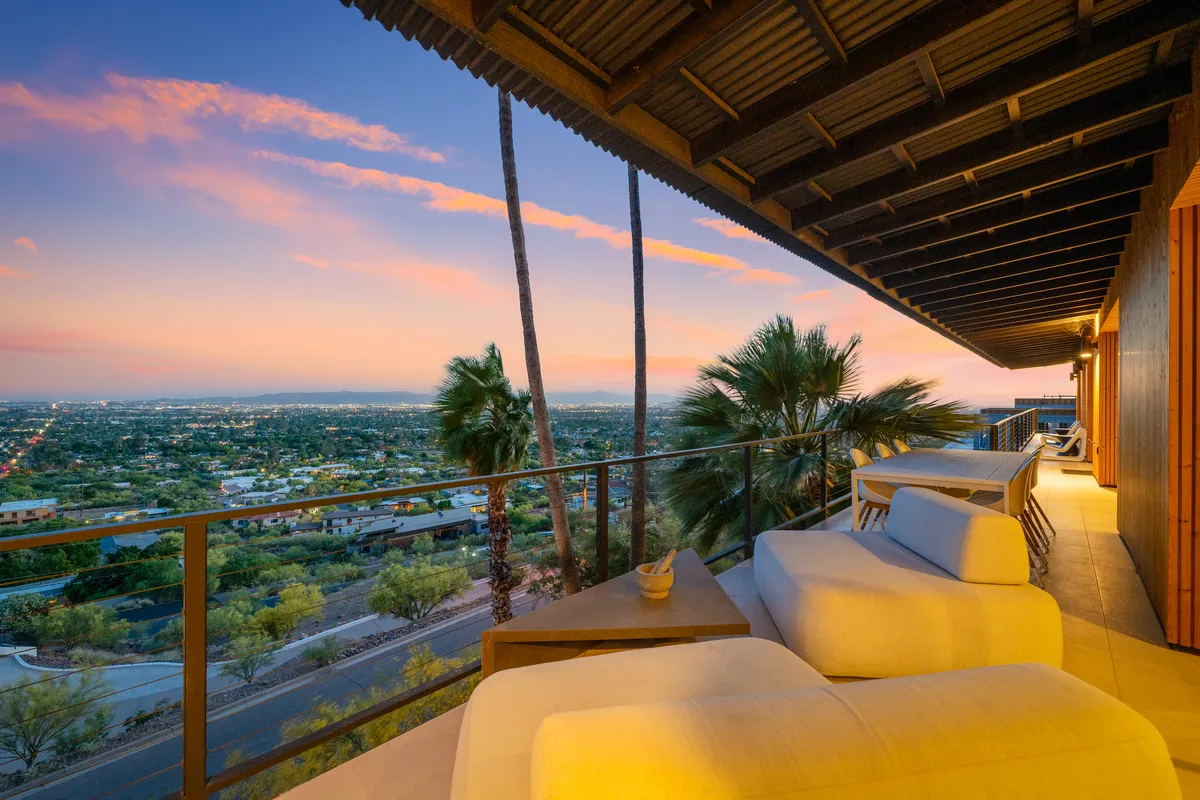 Wander Camelback Mountain