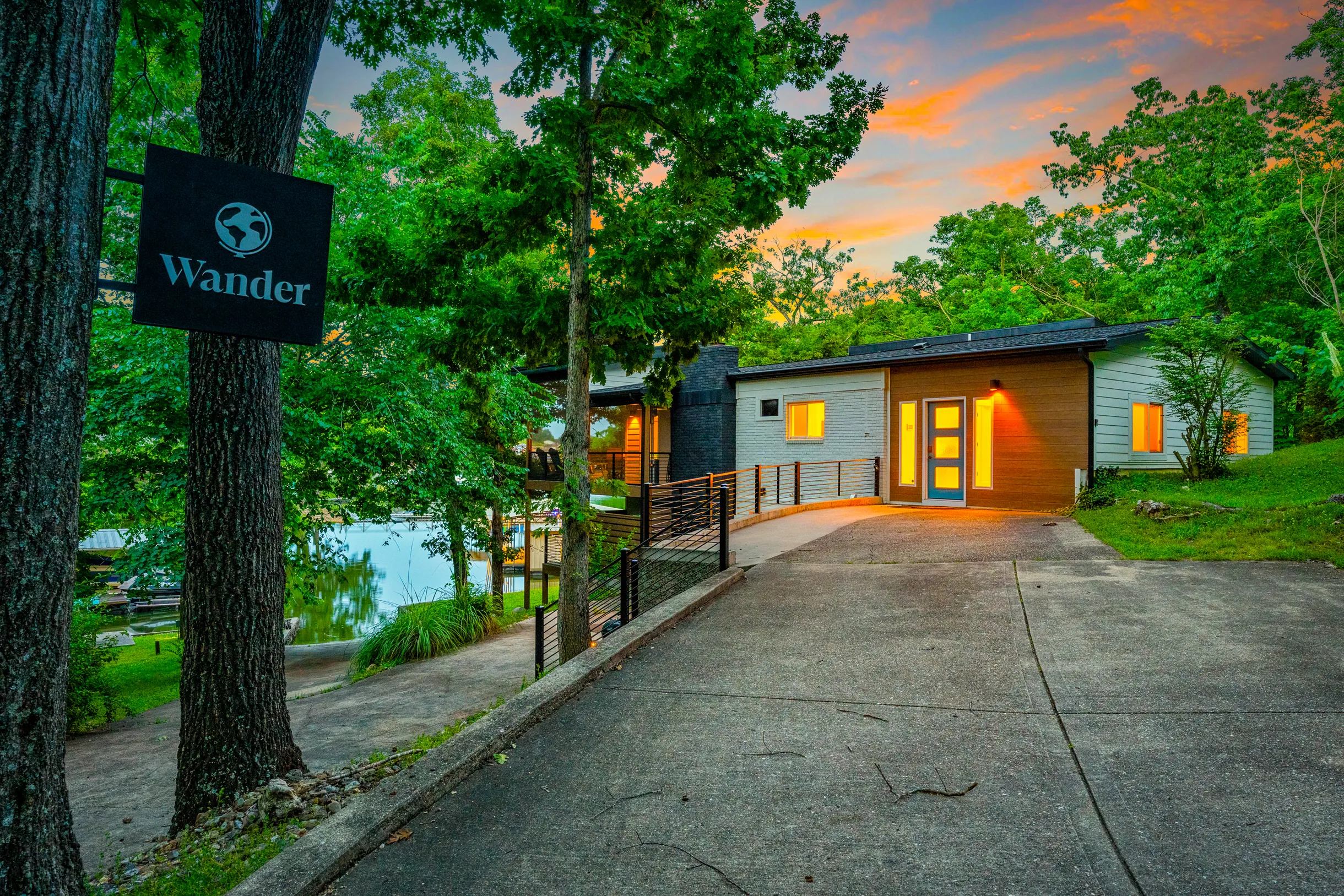 Wander Camdenton Lake #100