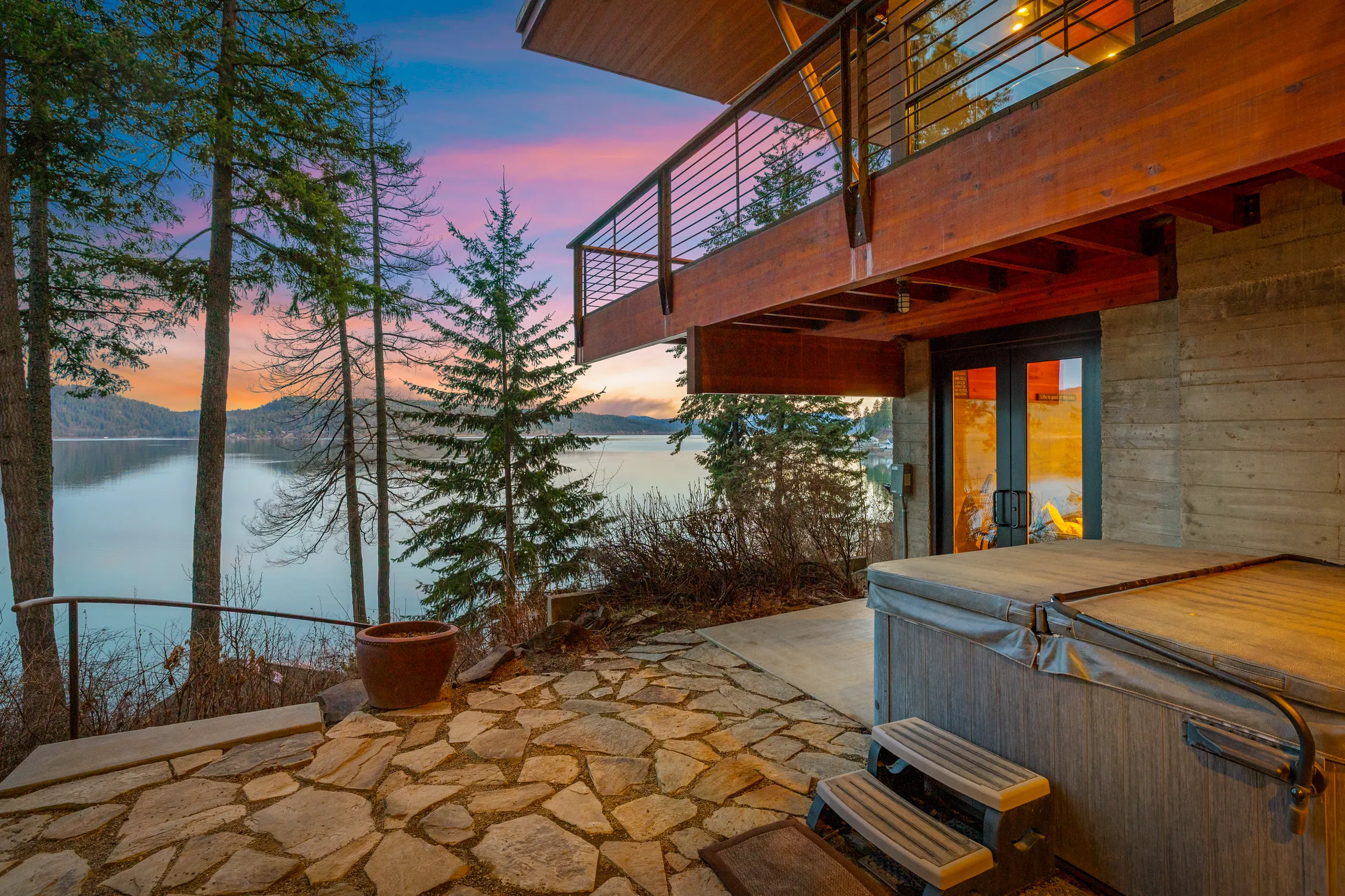 Wander Coeur d'Alene #102