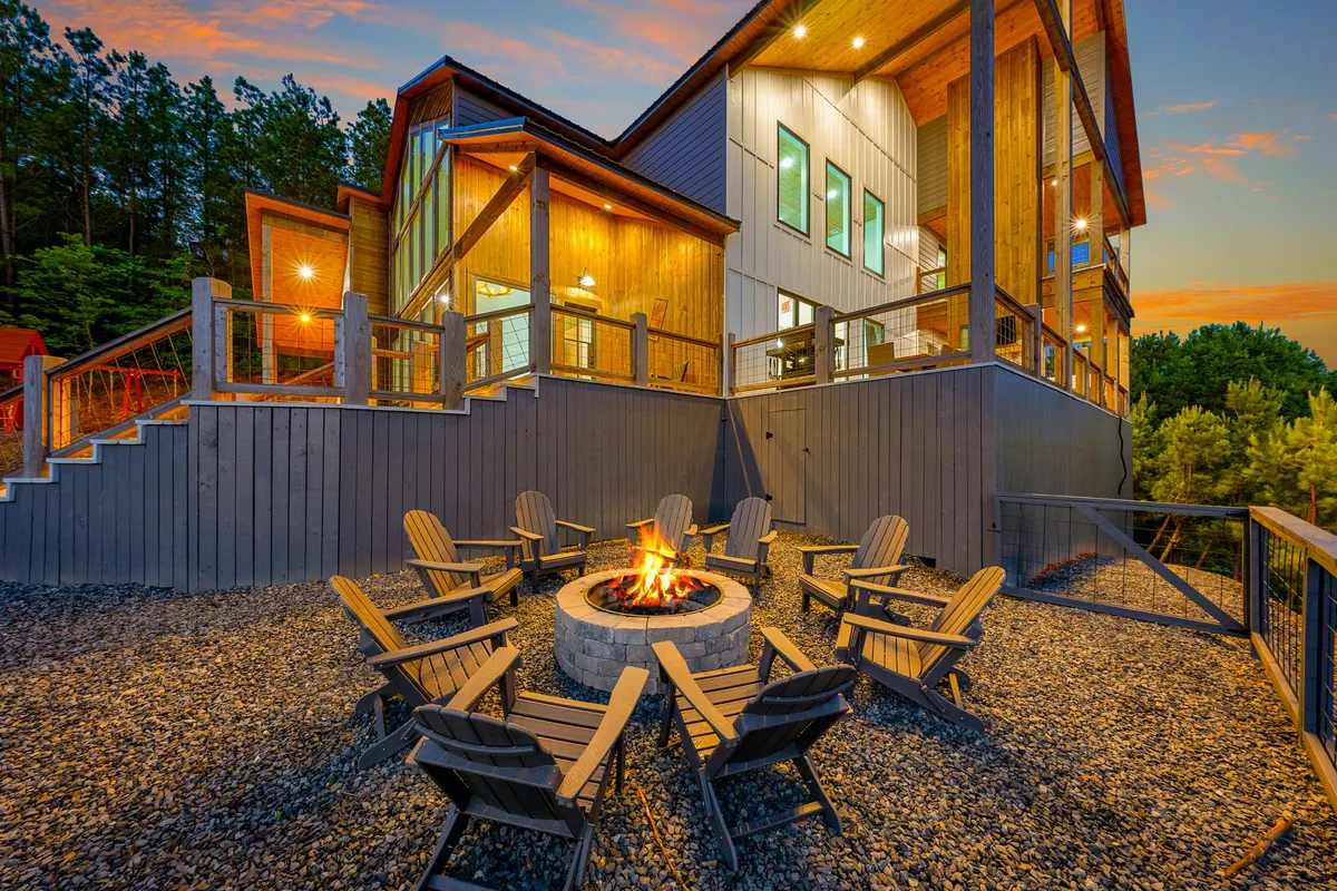 Wander Broken Bow Oak