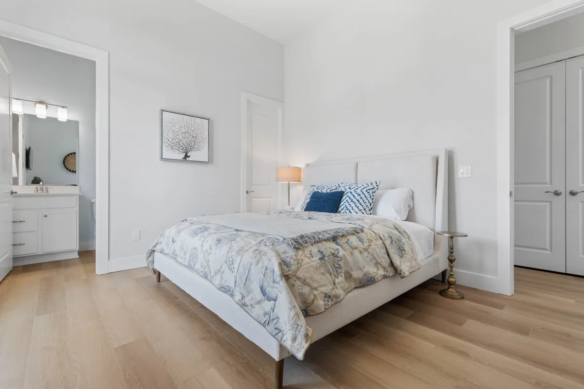 Bedroom 4 image