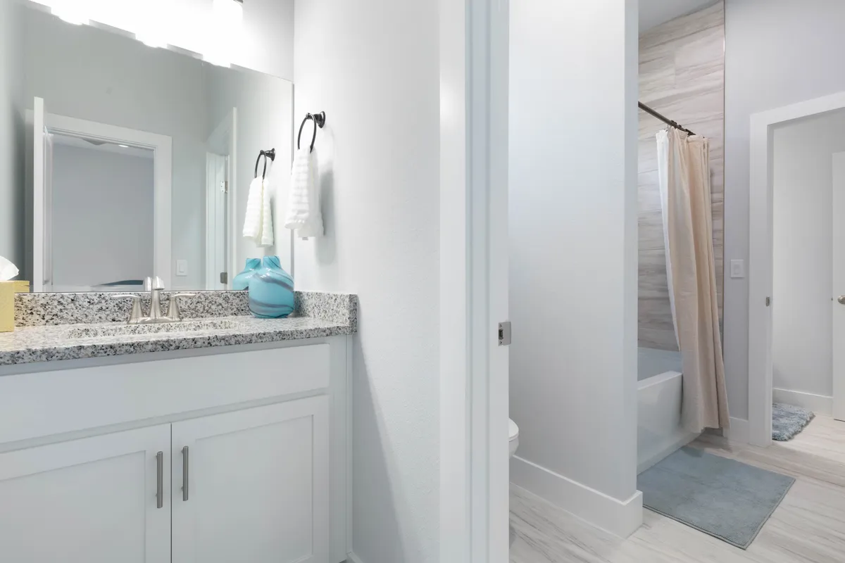 Wander Palm Coast Sapphire