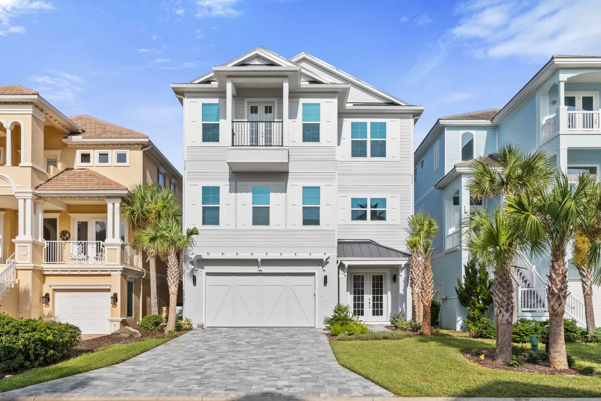 Wander Palm Coast Sapphire