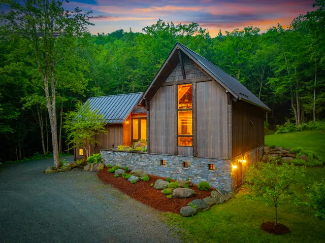 Wander Stowe Falls #2