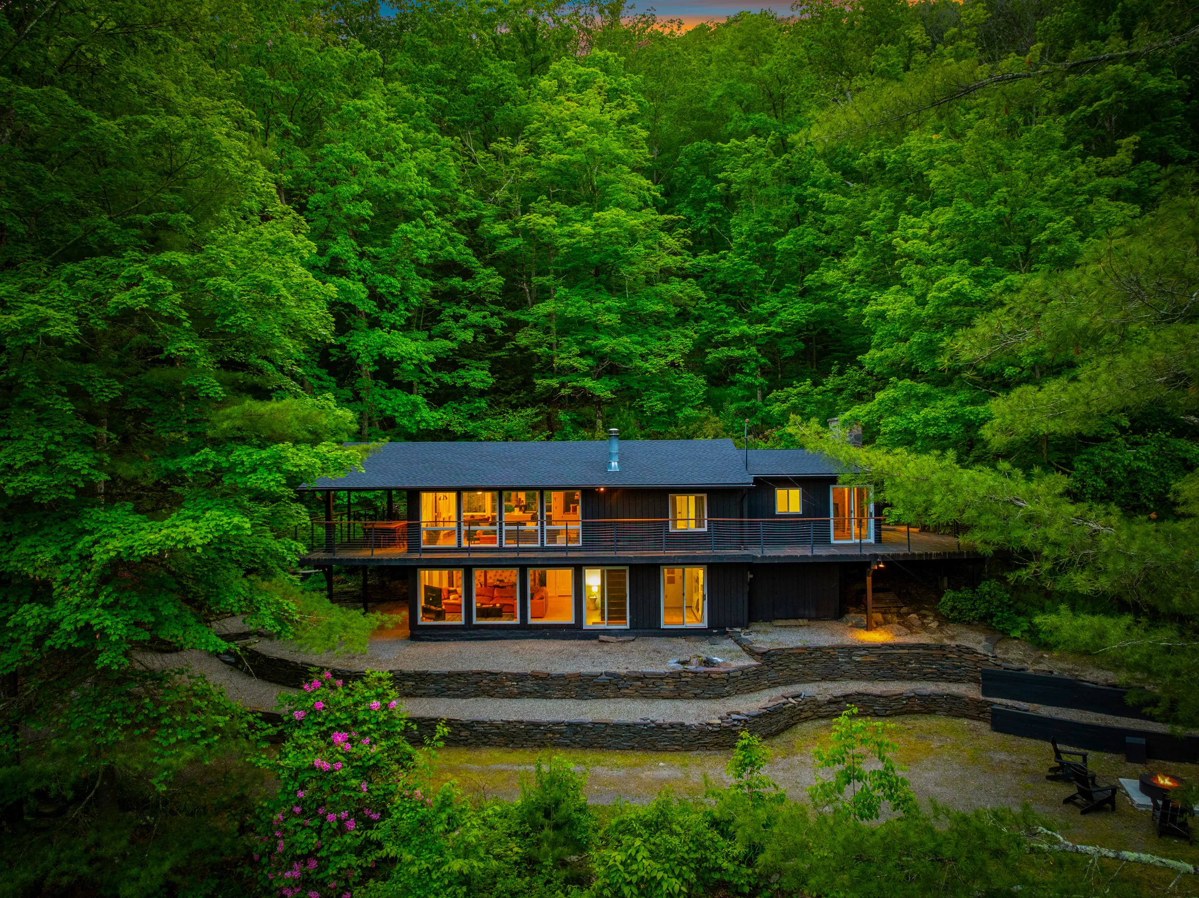 Wander Hillsdale Valley