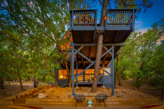 Wander Lake Arrowhead