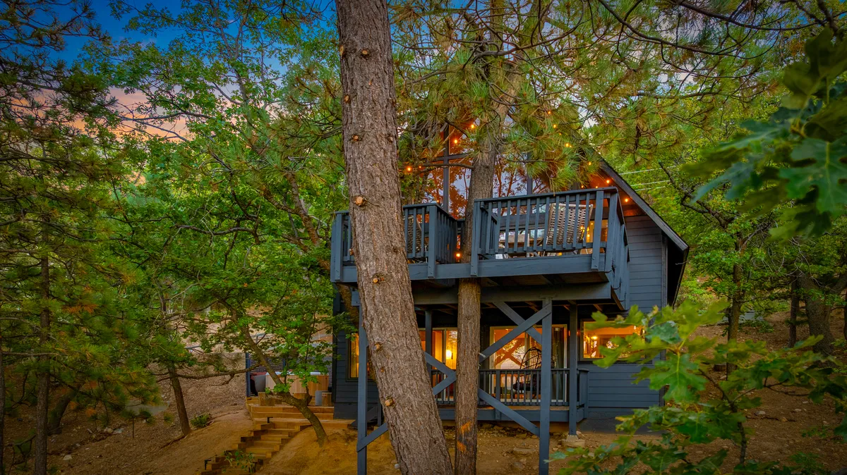 Wander Lake Arrowhead property photo 5