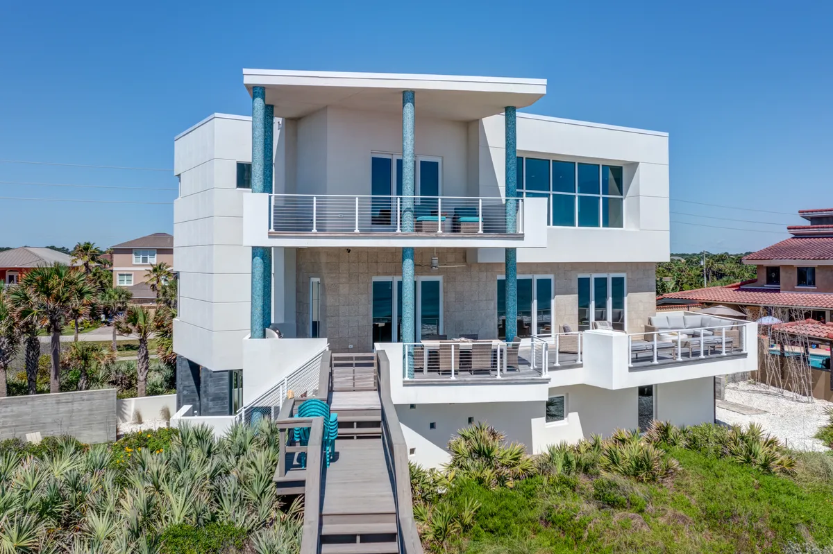 Wander Flagler Beach Modern