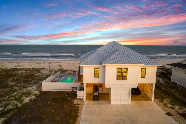 Wander St. George Island