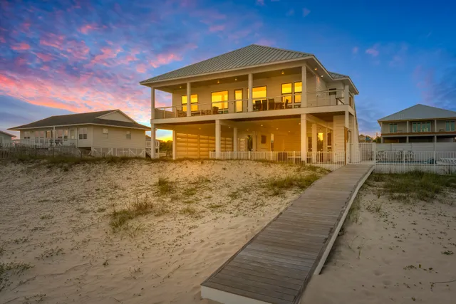 Wander St. George Island