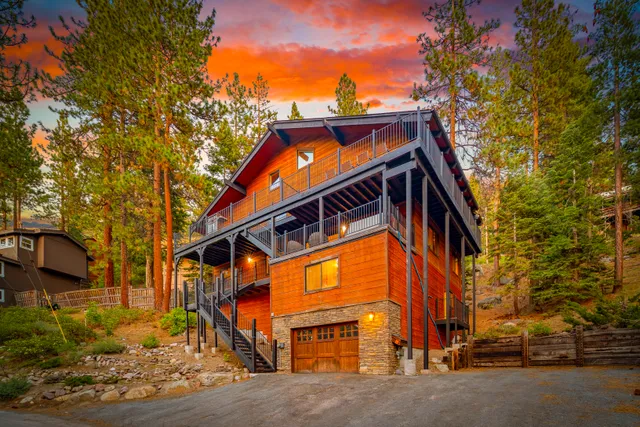 Wander Tahoe Basin