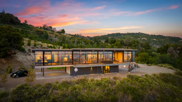 Wander Palomar Mountain