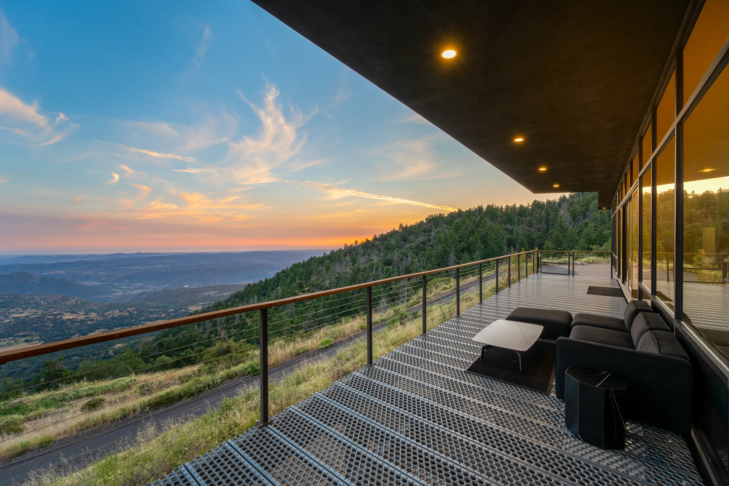 Dream House Hideaway and Hot Tub with Amazing View #25