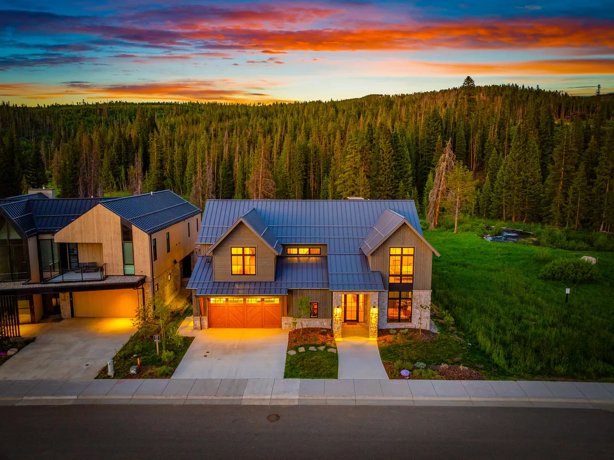 Wander Winter Park Roam #1