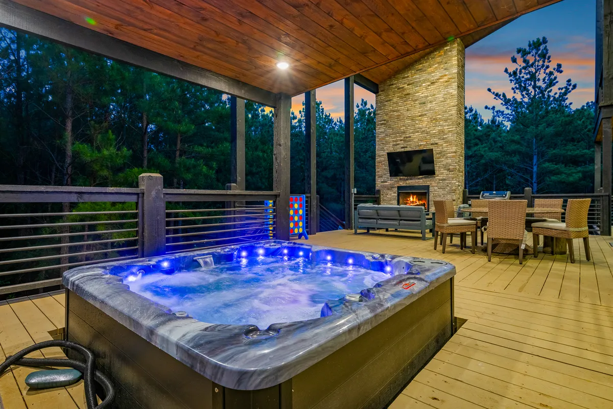 Wander Broken Bow Pines