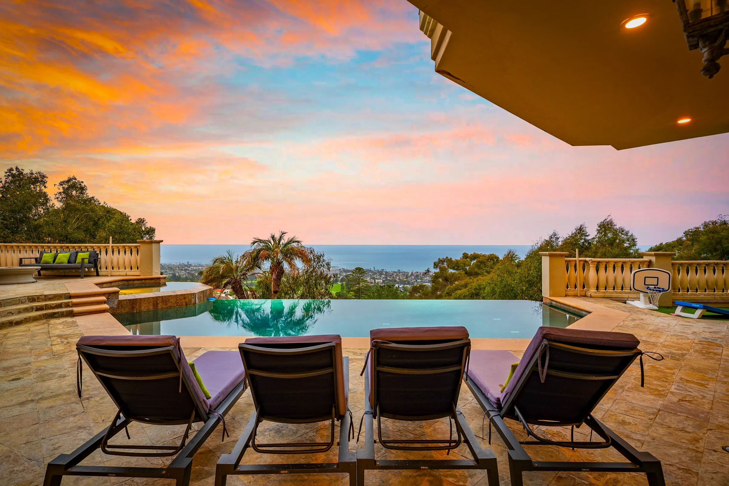 Wander La Jolla Glow #96