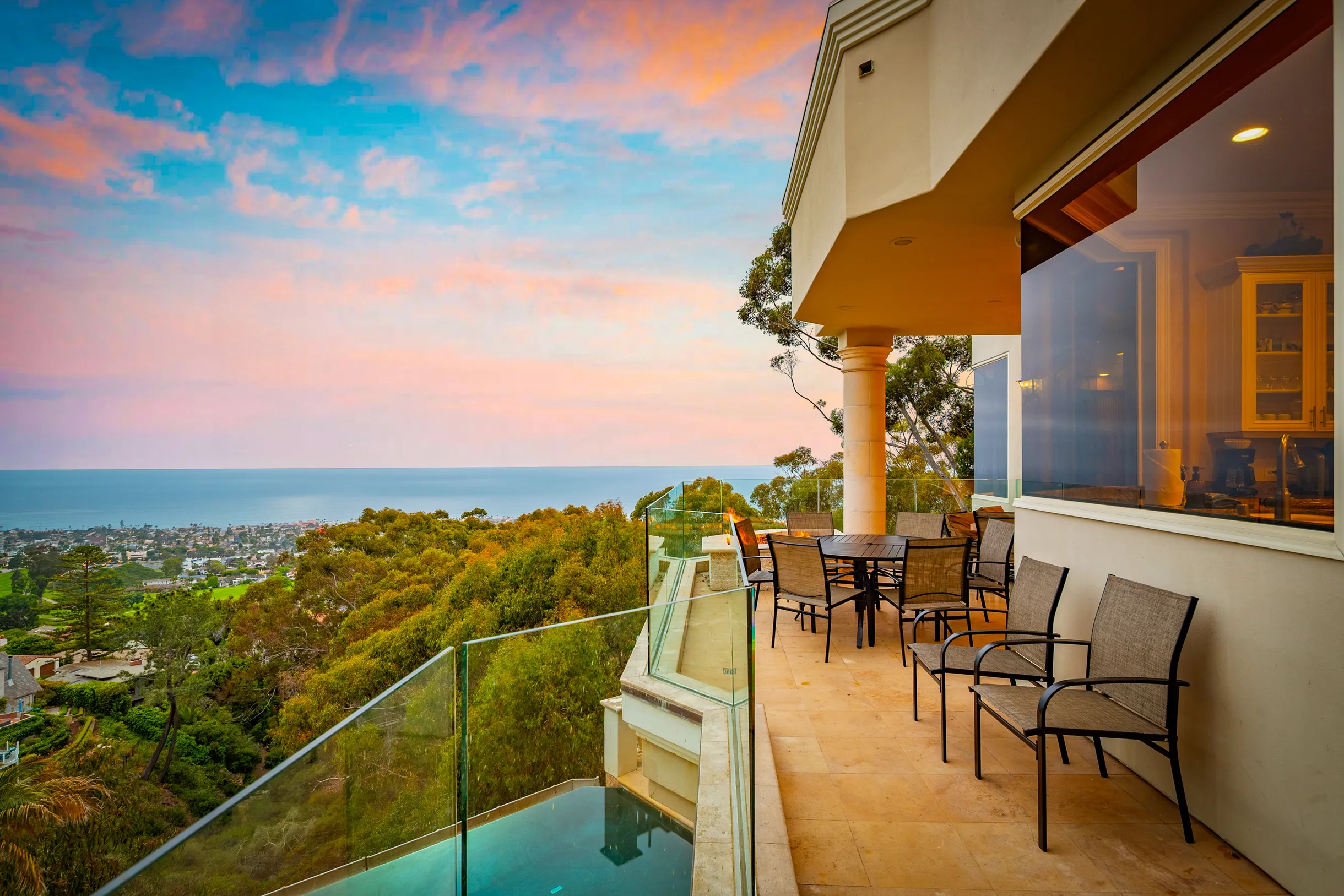 Wander La Jolla Glow #32