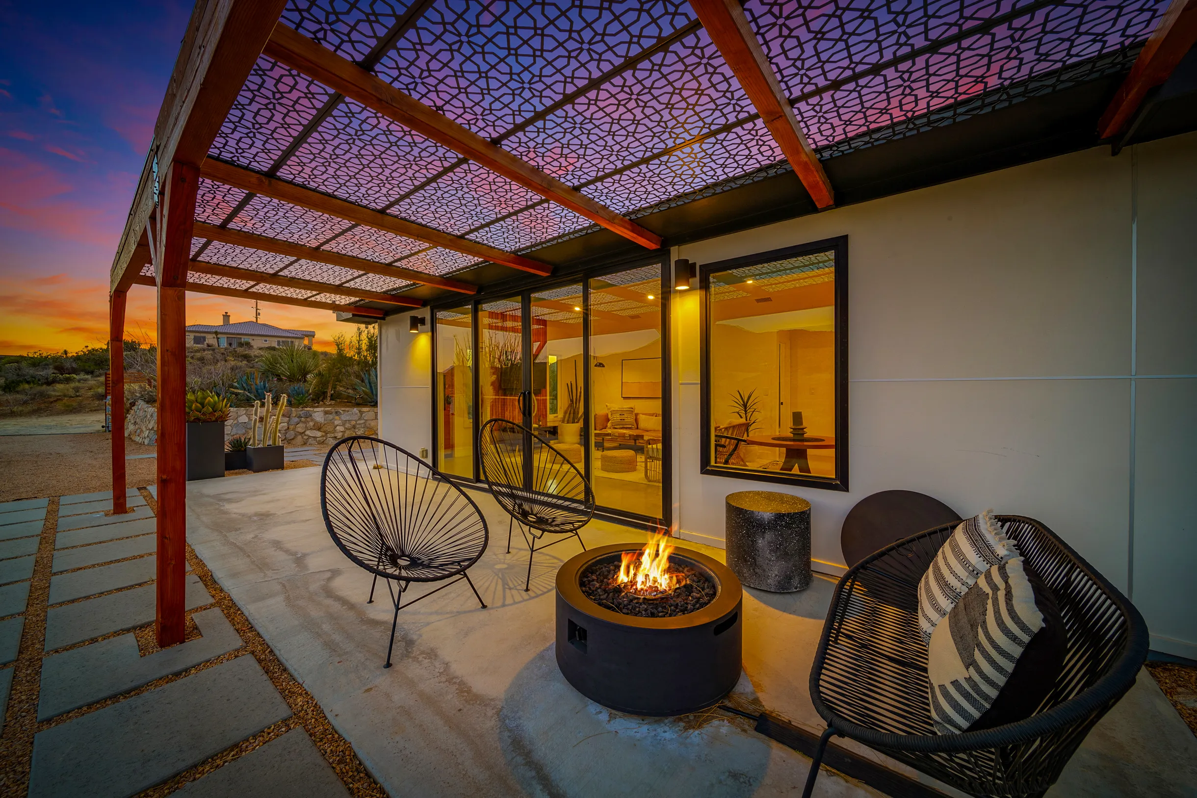 Calico Landing, Desert Pool + Spa Retreat #49