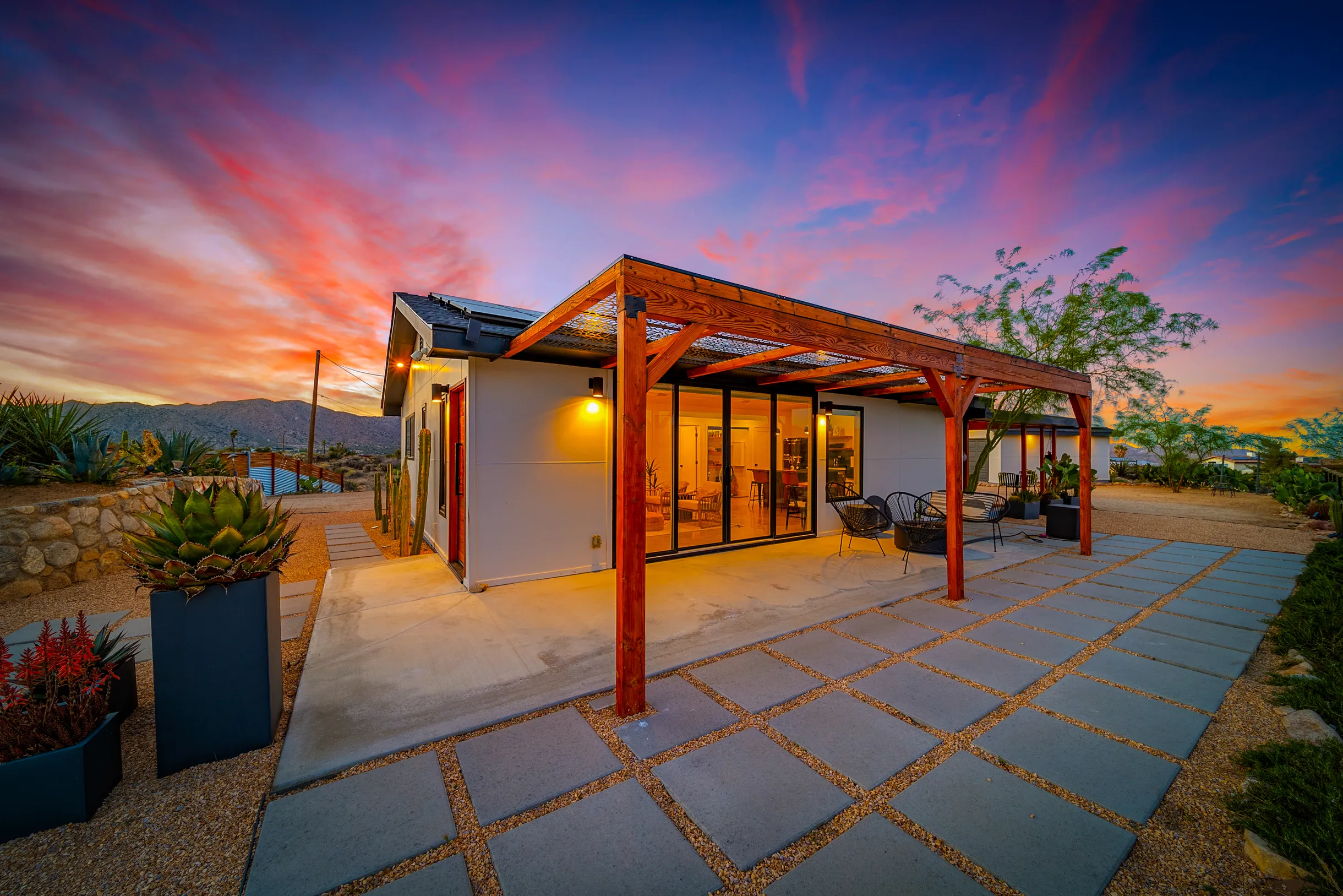 Calico Landing, Desert Pool + Spa Retreat #12