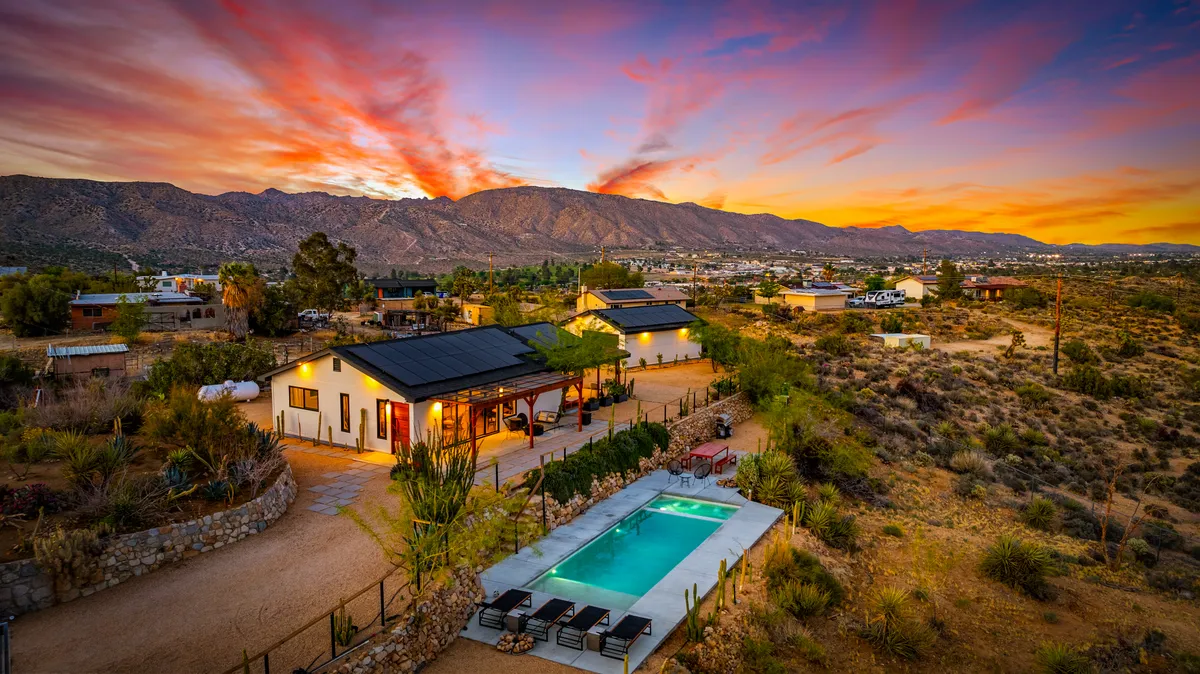 Wander Yucca Valley Oasis