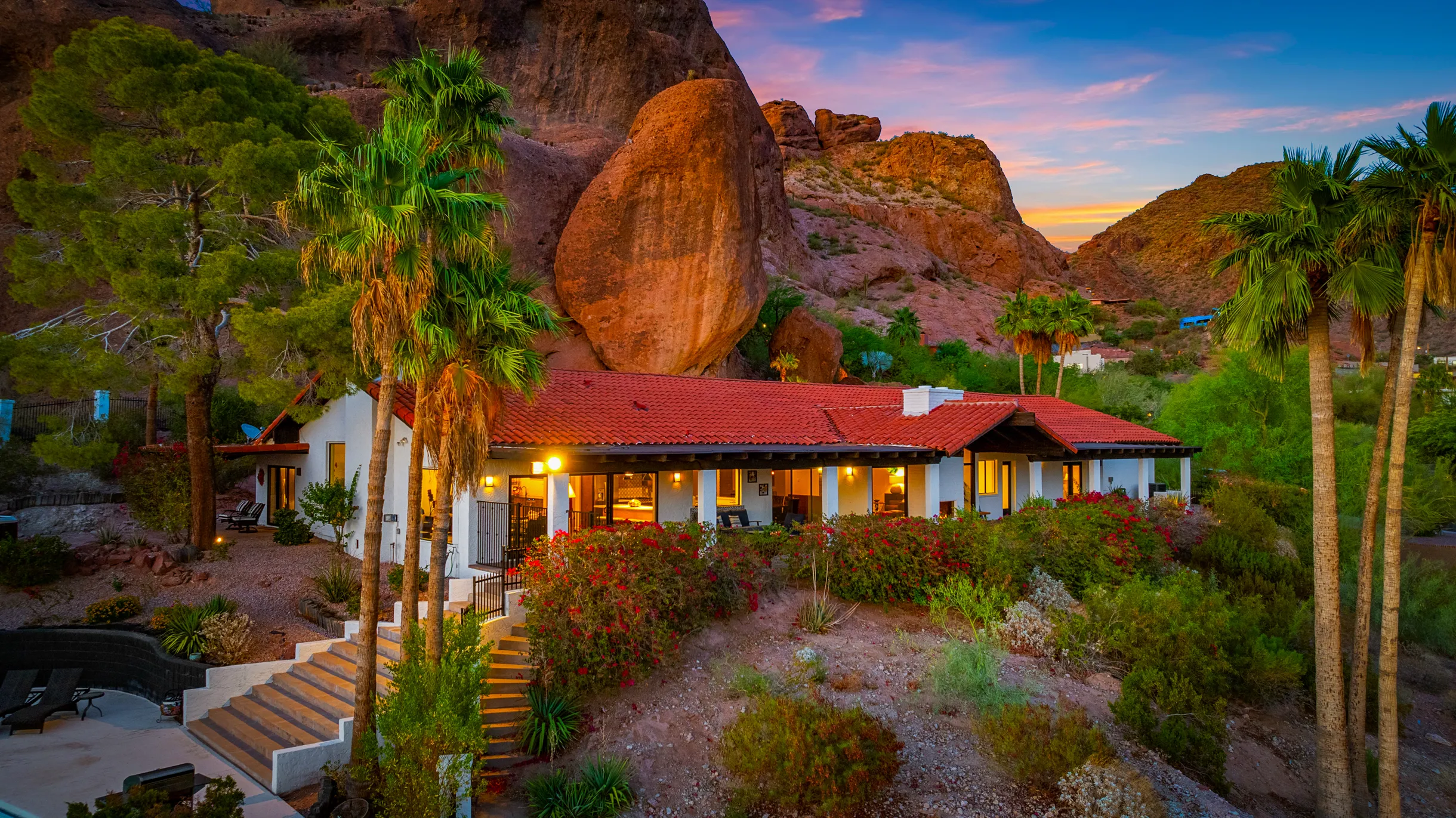 Wander Phoenix Glow #79