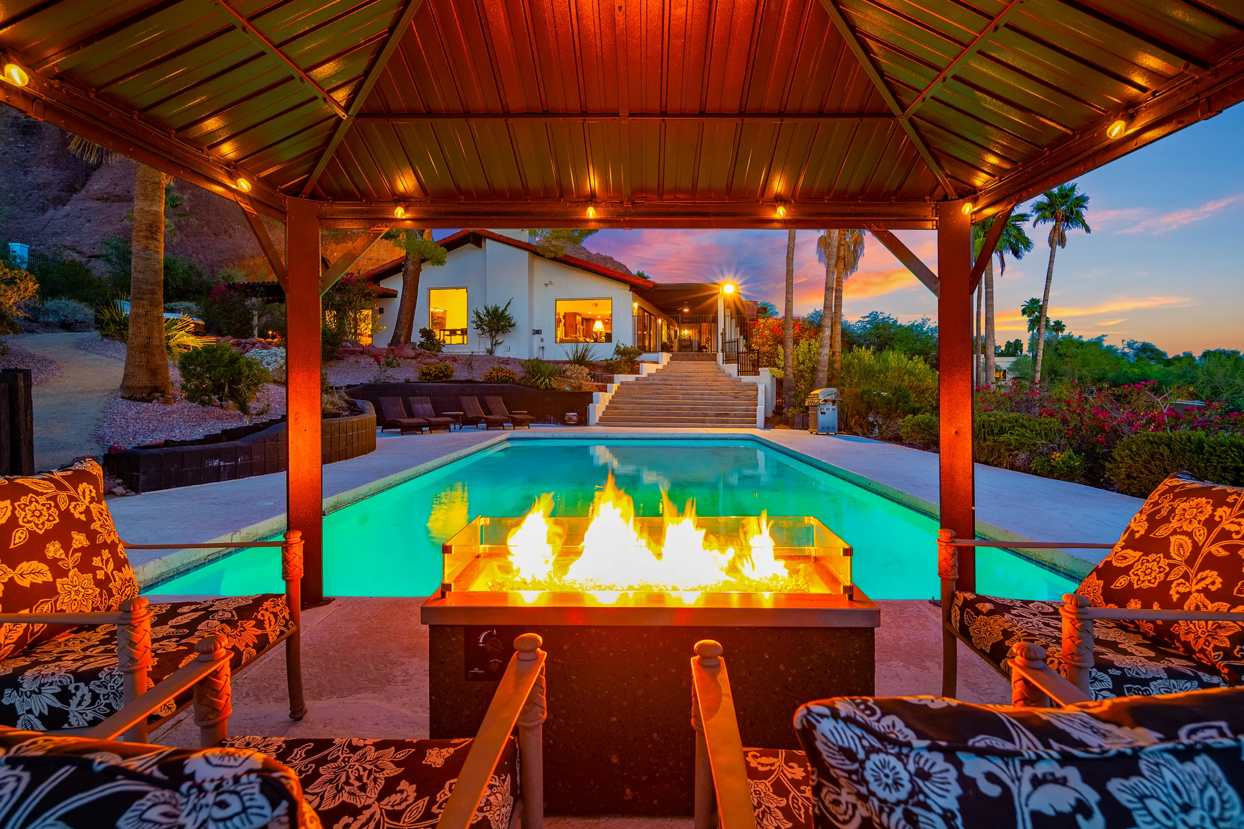 Wander Phoenix Glow #67