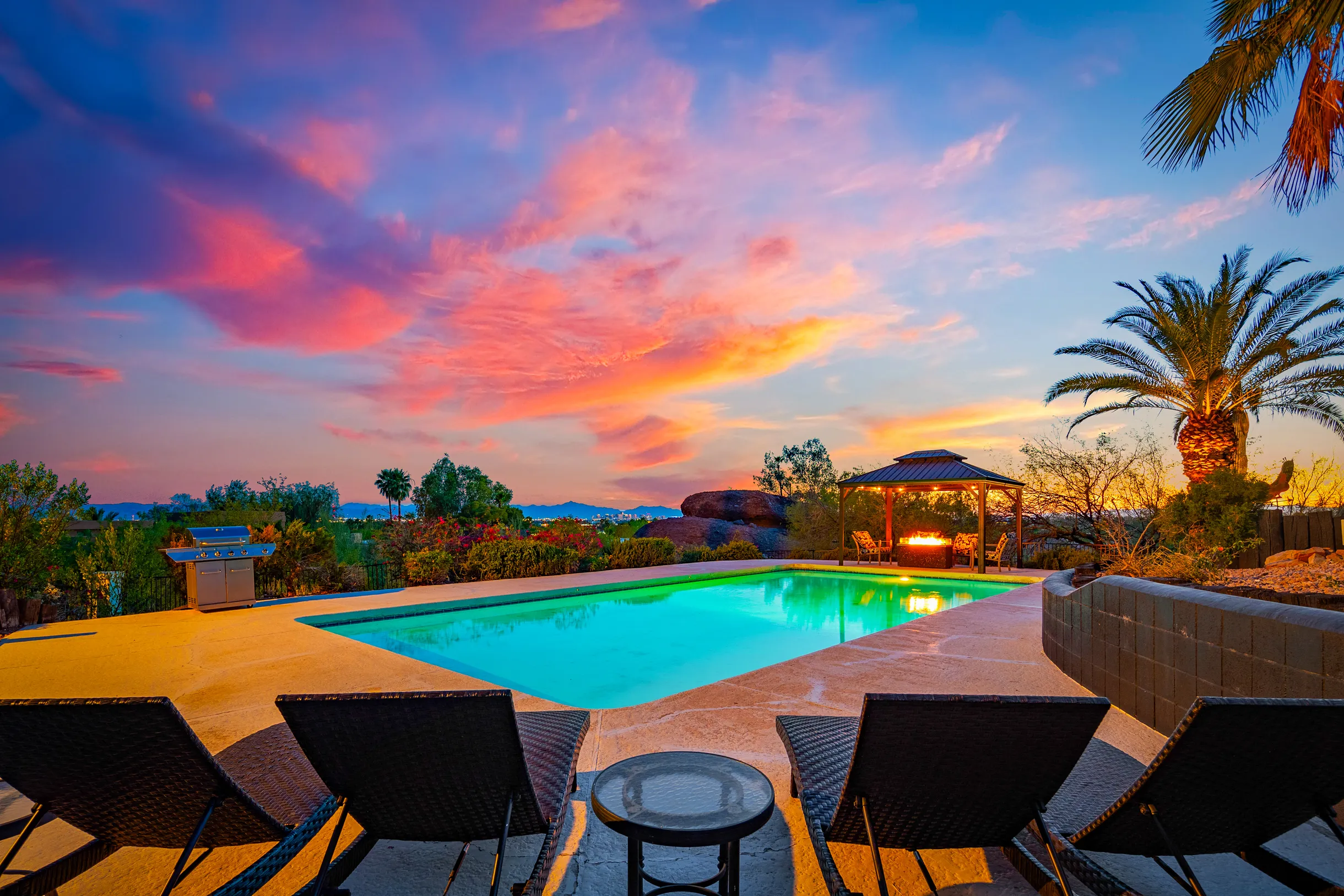 Wander Phoenix Glow #54