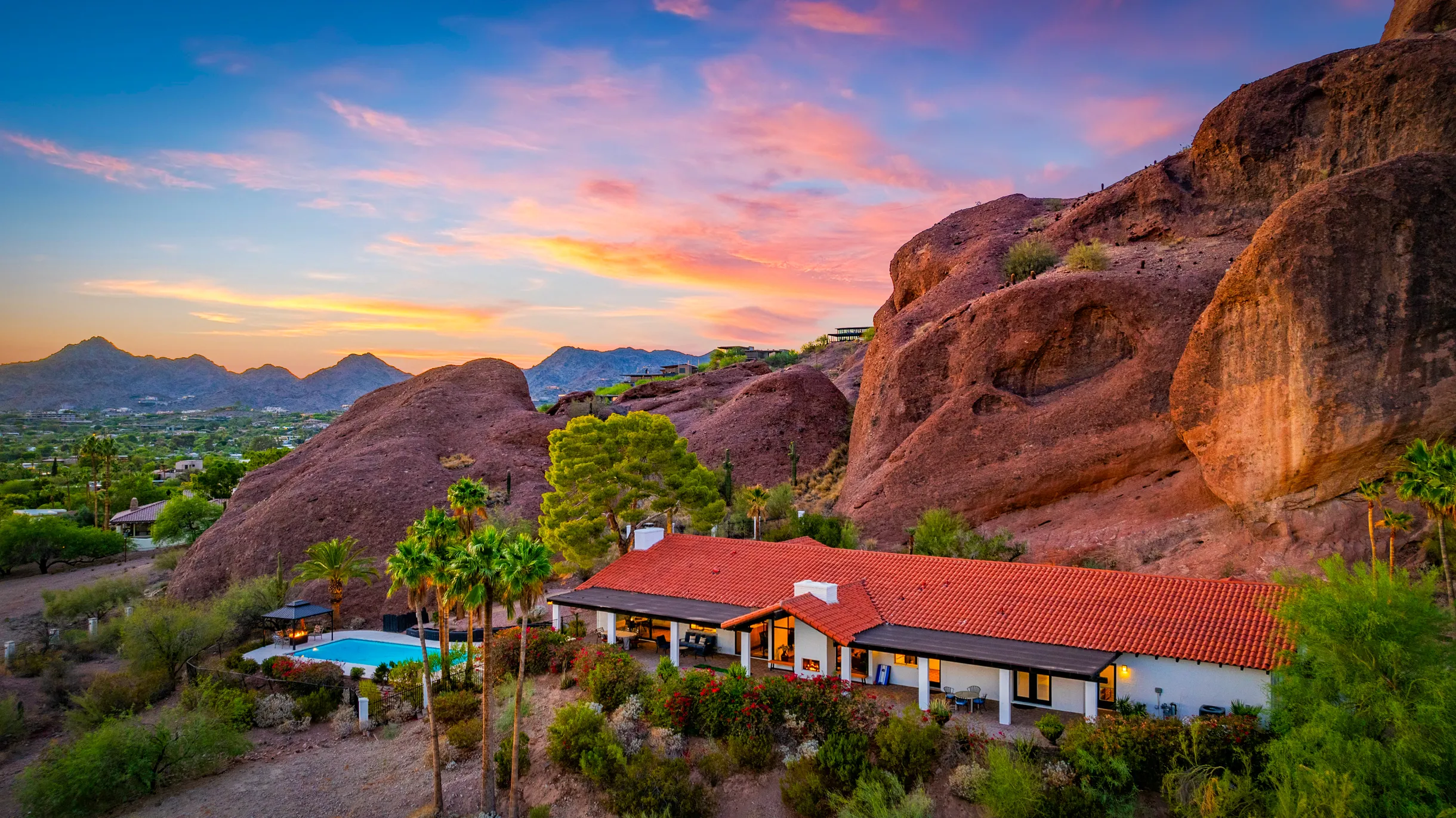 Wander Phoenix Glow #107