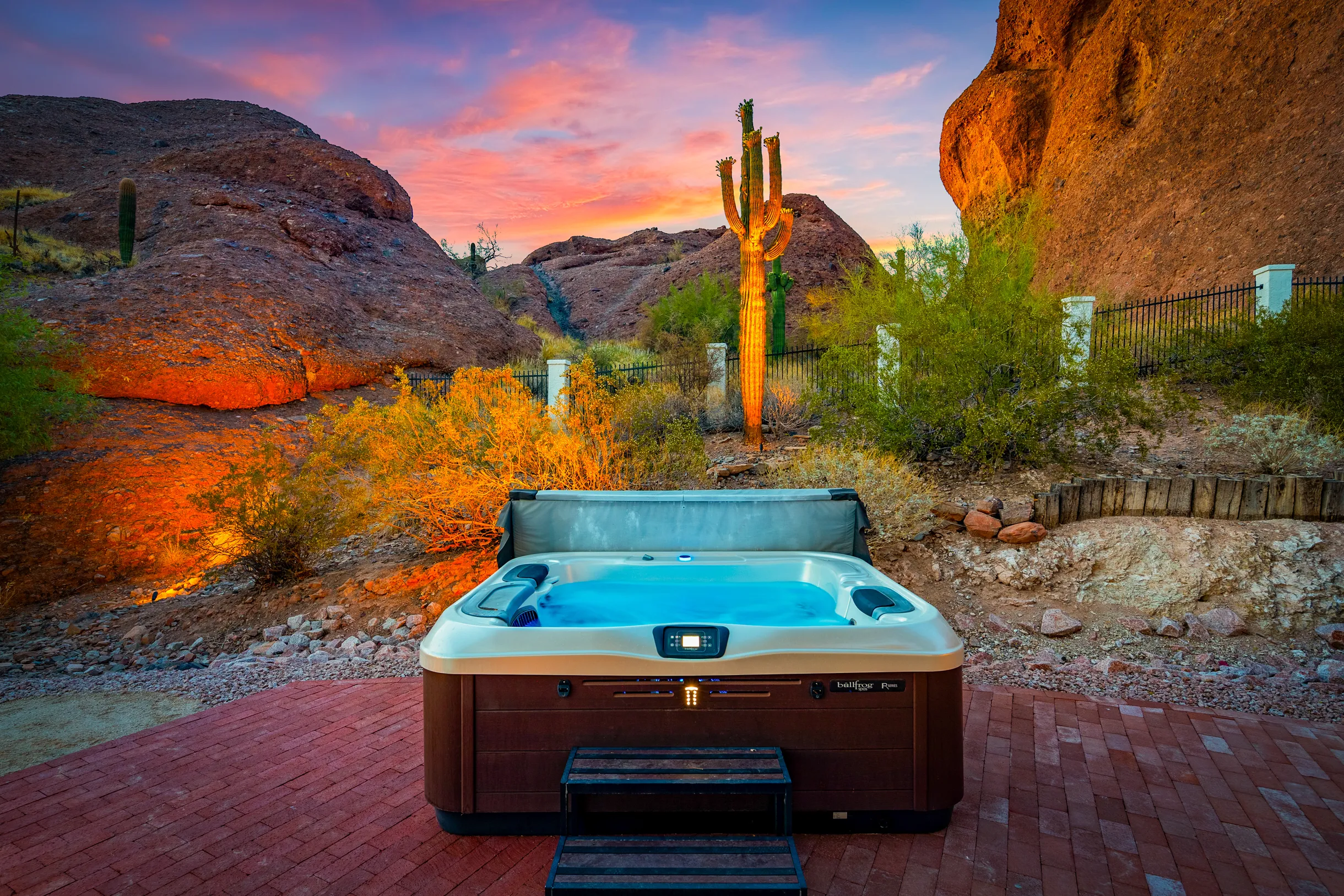 Wander Phoenix Glow #55