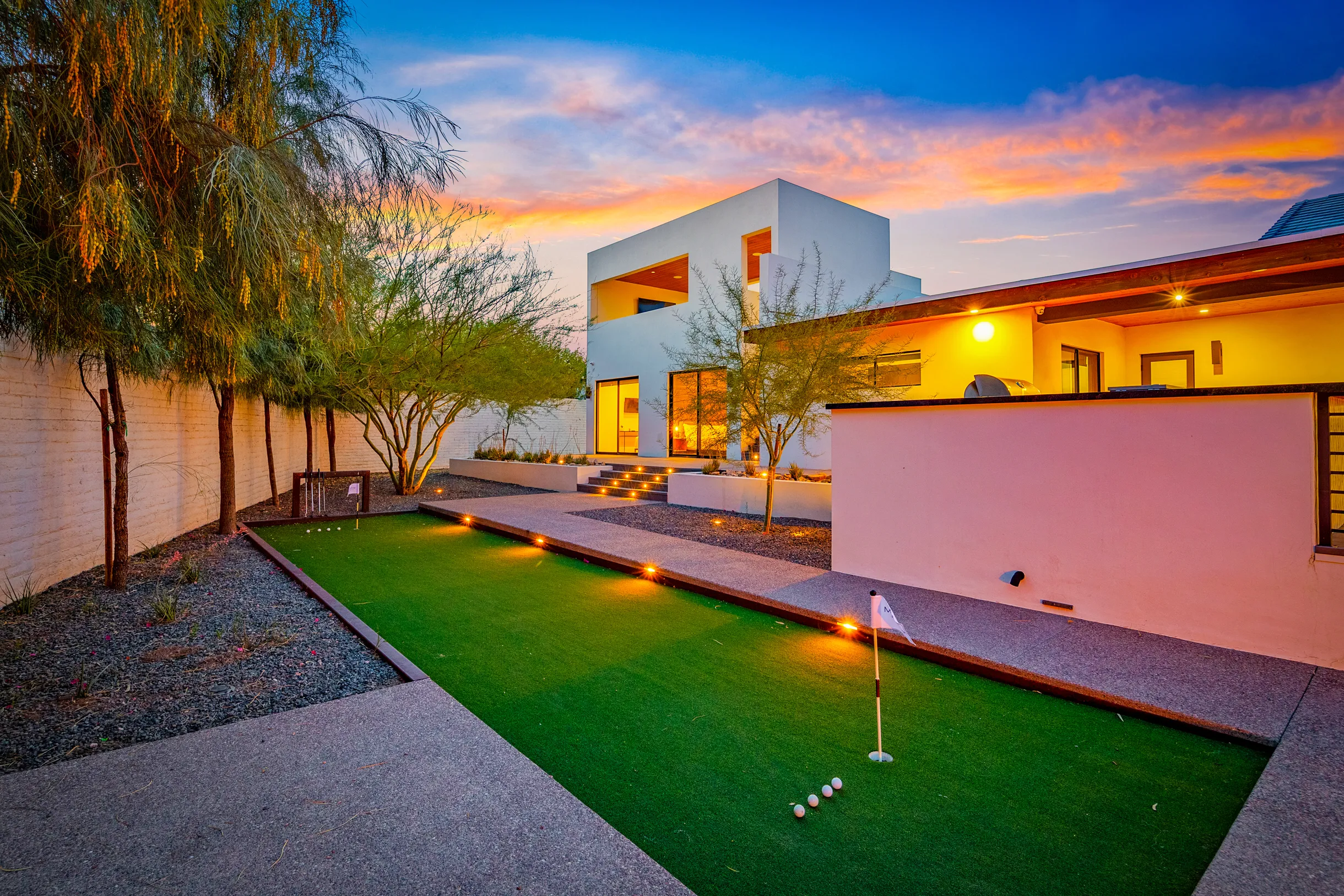Manor on Camelback #89