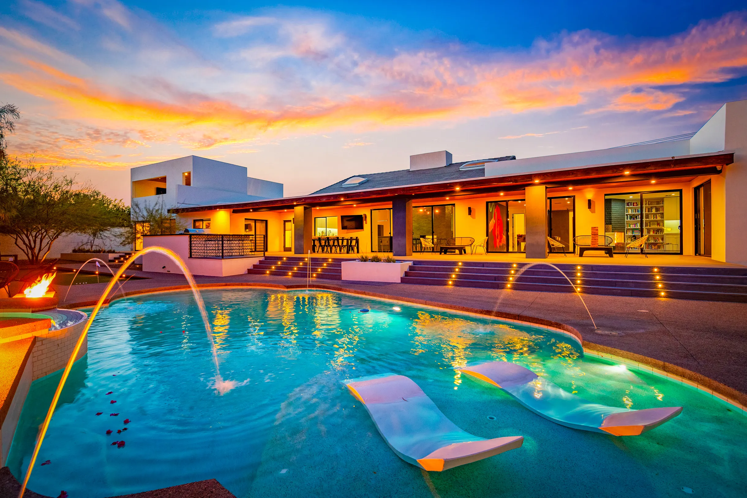 Manor on Camelback #90