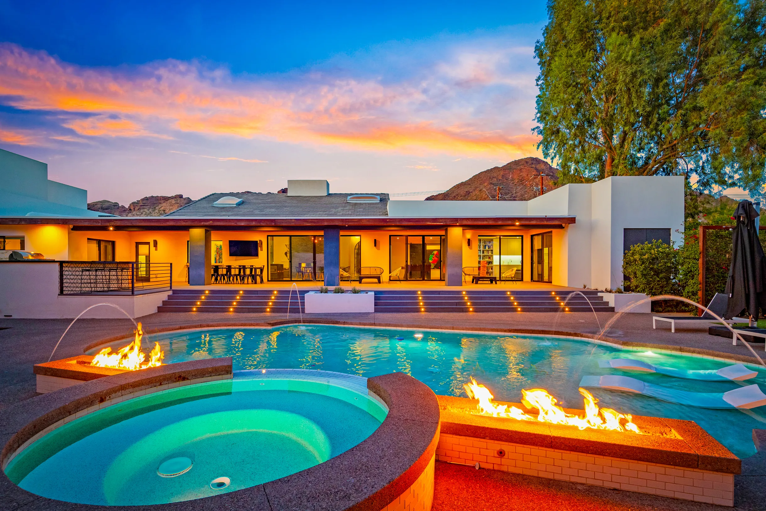 Manor on Camelback #106