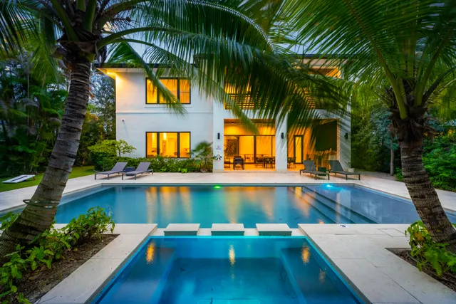 Wander Coral Gables Oasis