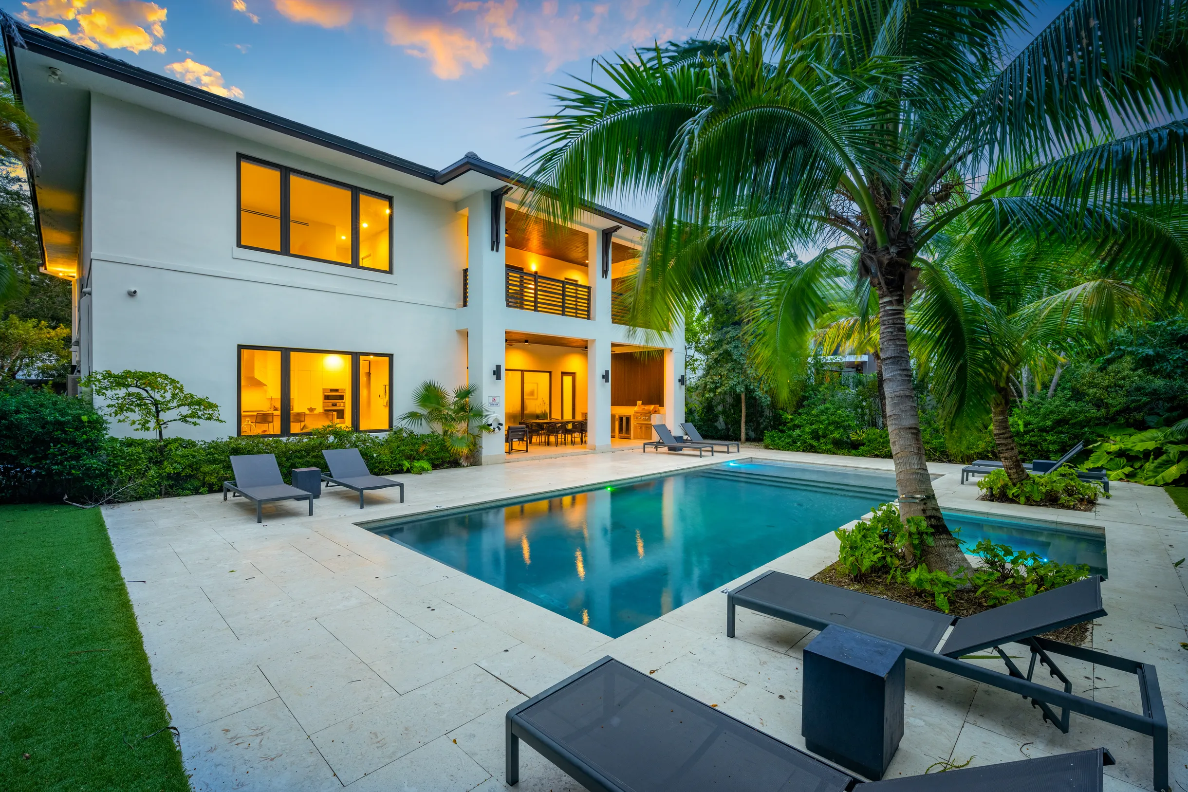 Brand new Villa with Pool/Jacuzzi/GameRoom #60