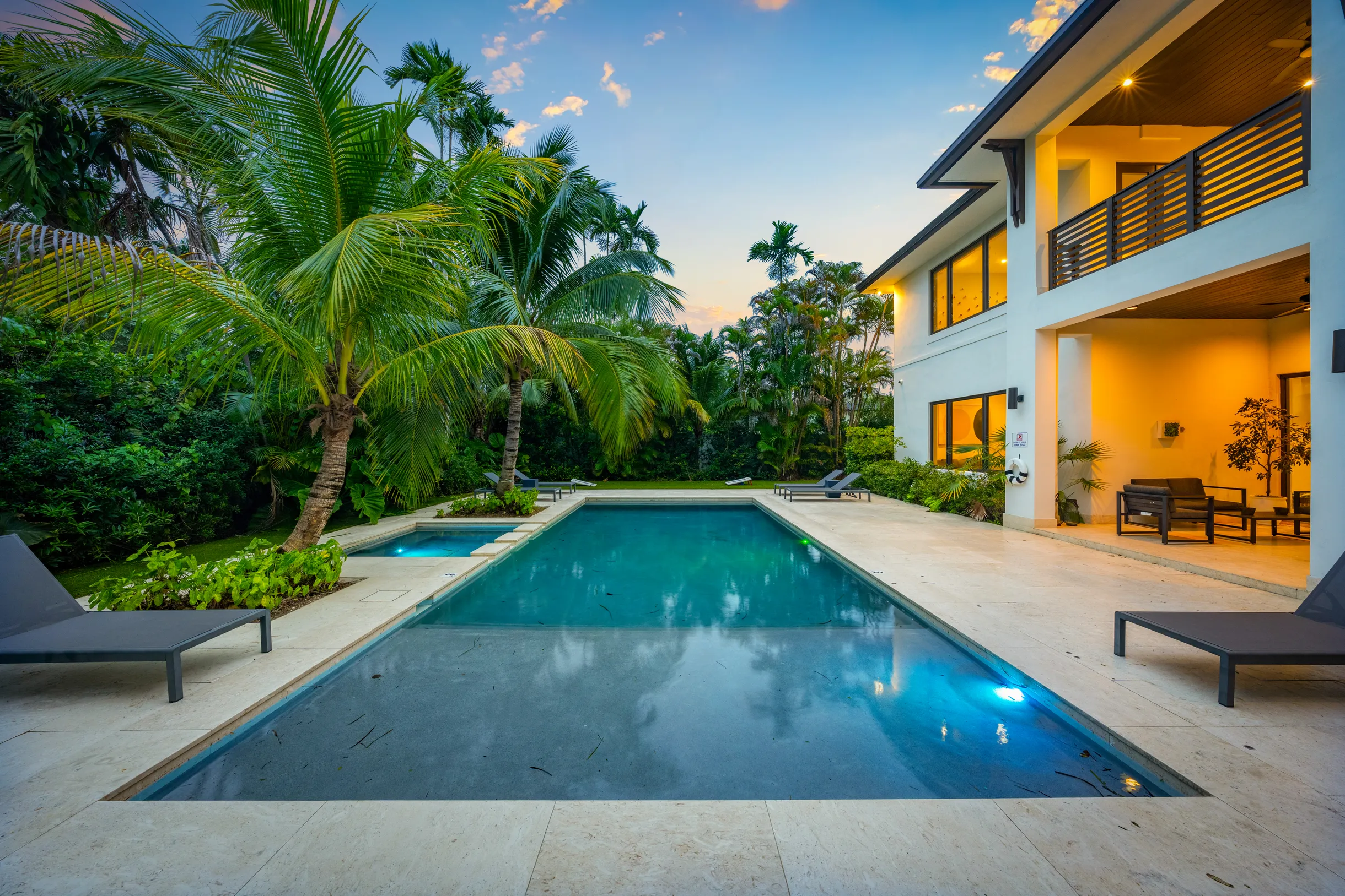 Brand new Villa with Pool/Jacuzzi/GameRoom #96