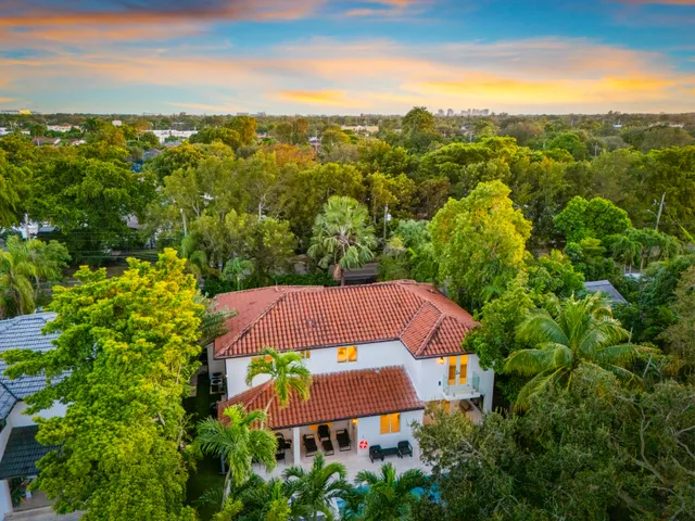 Wander Coral Gables Palms #2