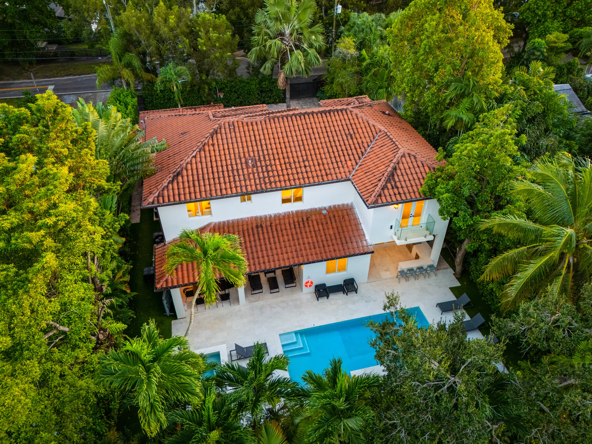 New Lux Modern w/ Pool, Jacuzzi, Billiards, B-ball #71