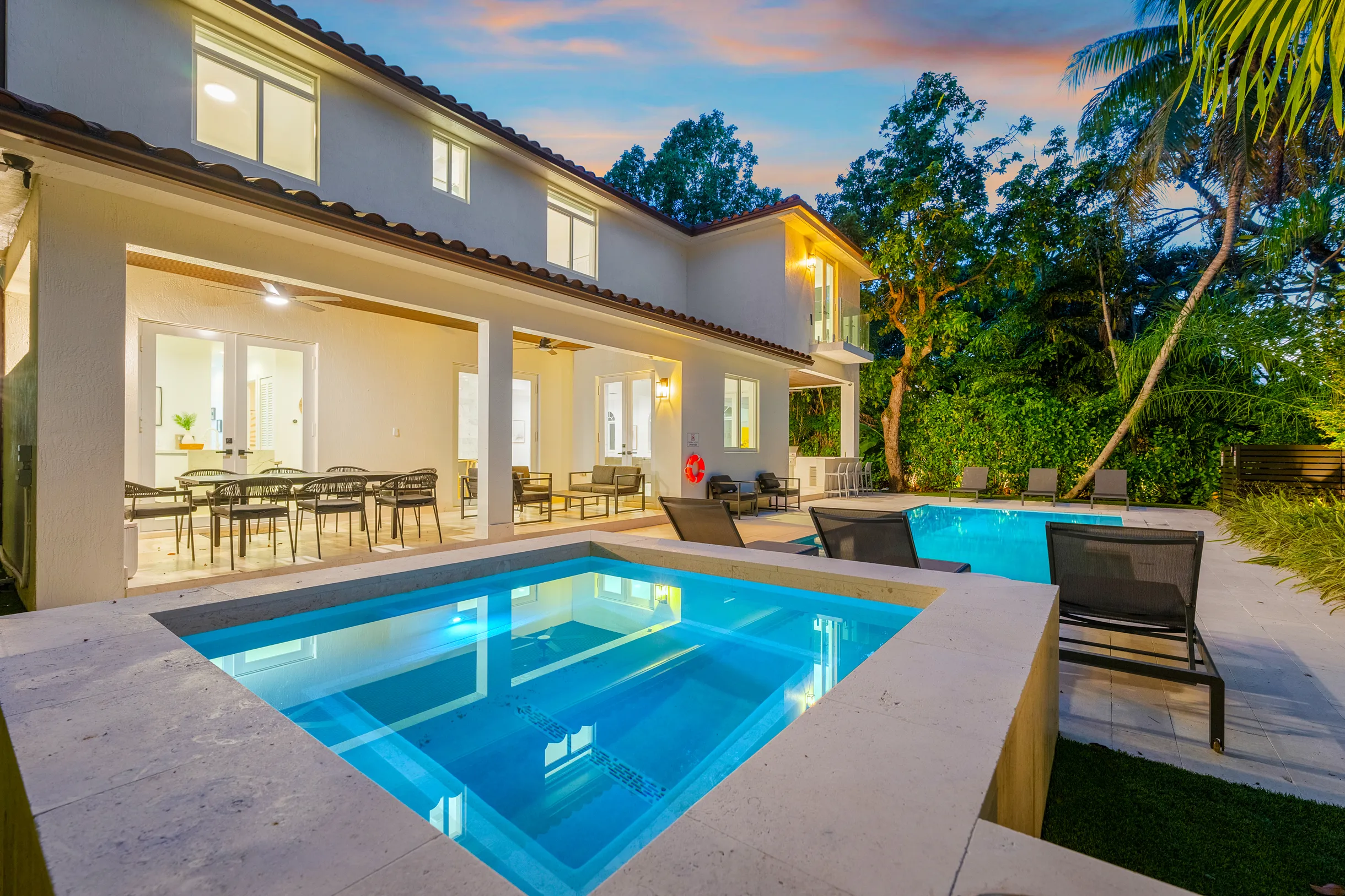 New Lux Modern w/ Pool, Jacuzzi, Billiards, B-ball #87