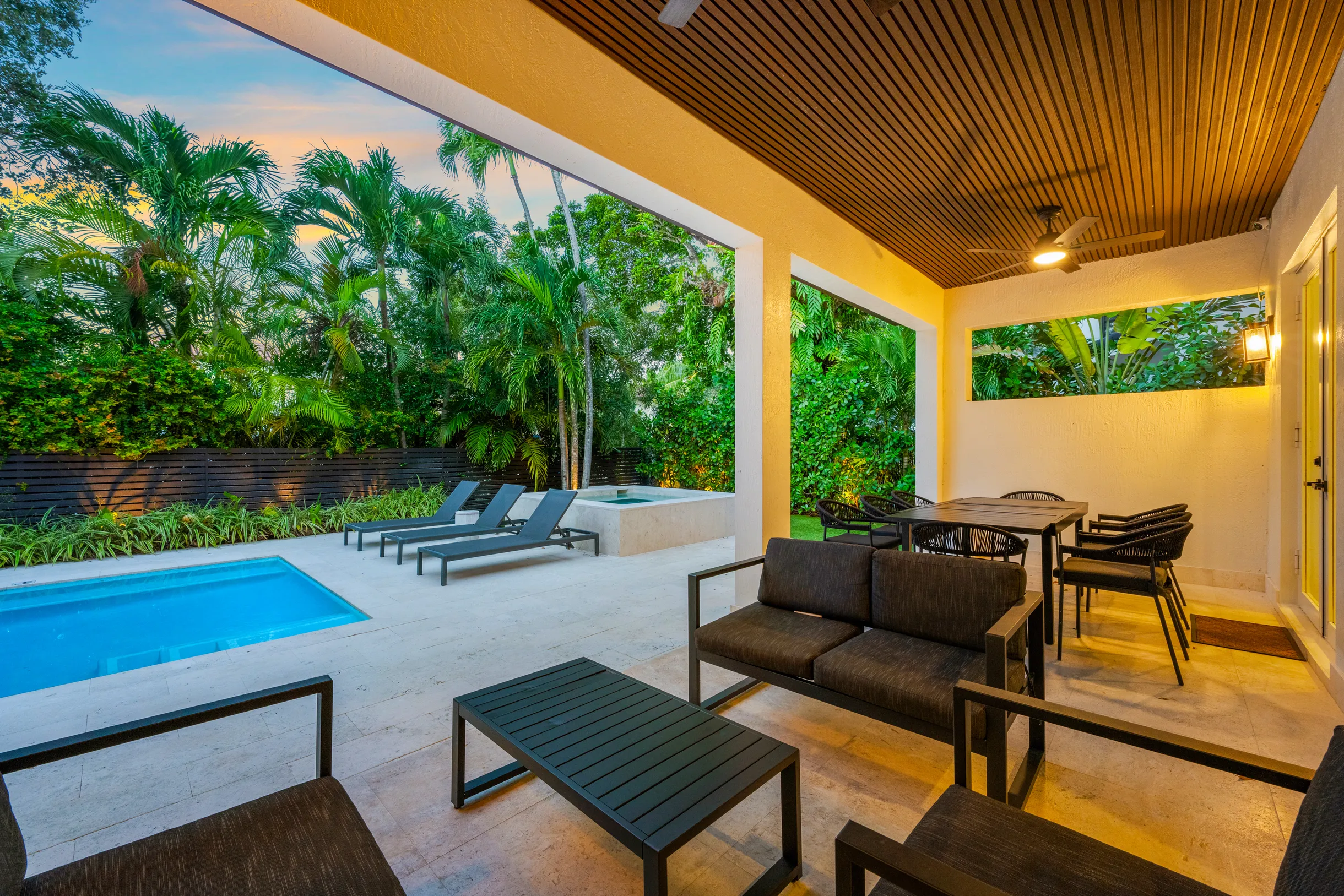 New Lux Modern w/ Pool, Jacuzzi, Billiards, B-ball #93