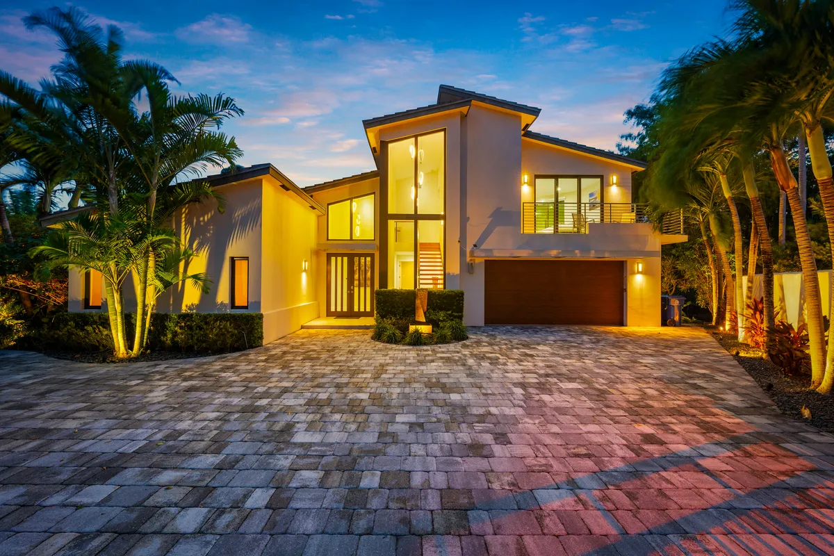 Wander Fort Lauderdale Beach