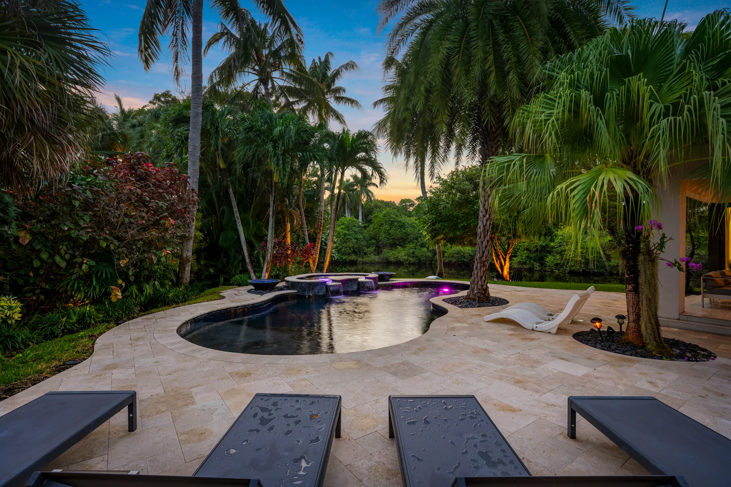 Lux Villa with pool on the water / Beach Access! #54