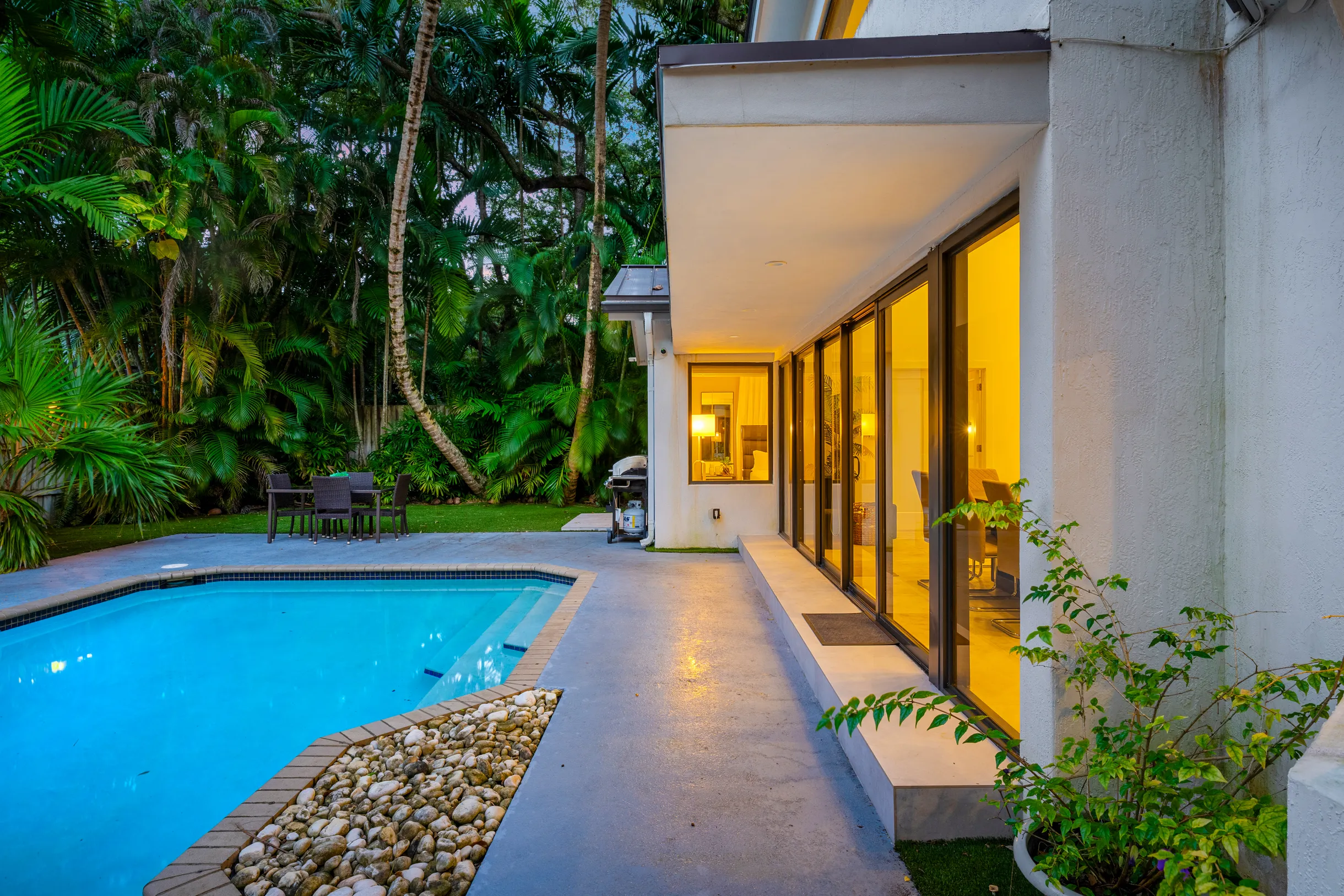 Wander Grove Banyan #82