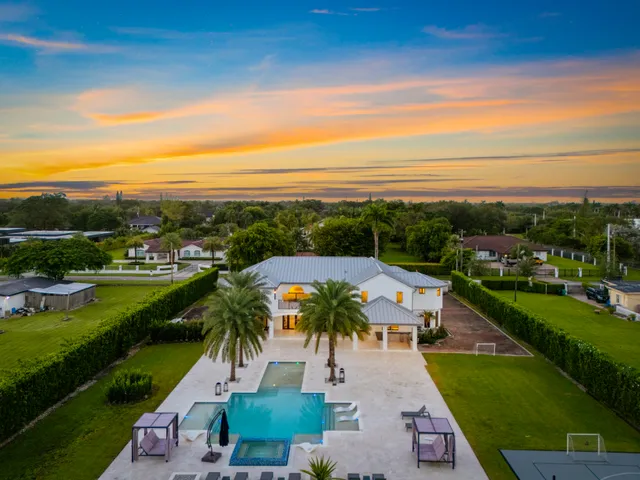 Wander Miami Hammock