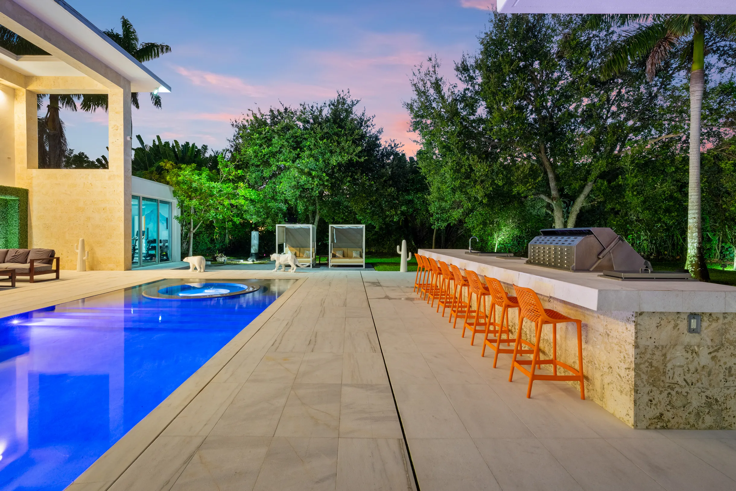 Wander Pinecrest Palms #94