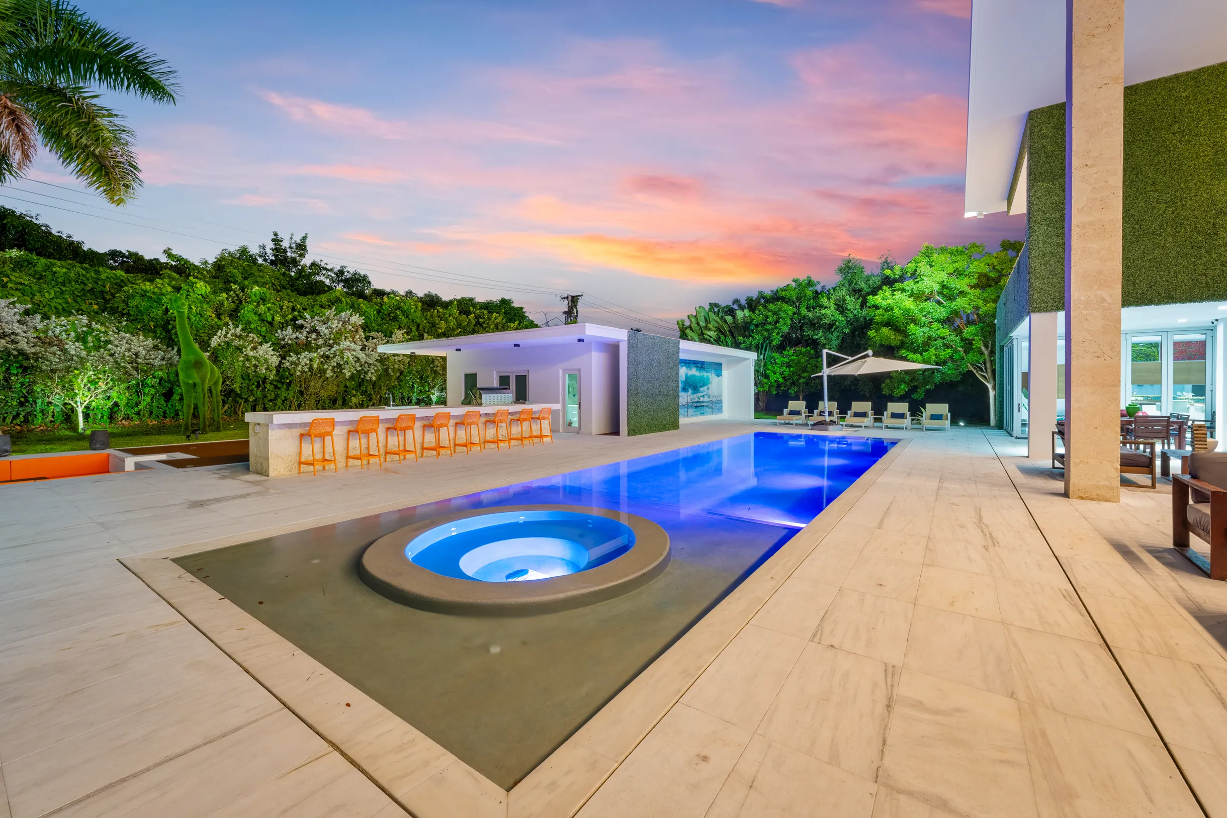 Wander Pinecrest Palms #91