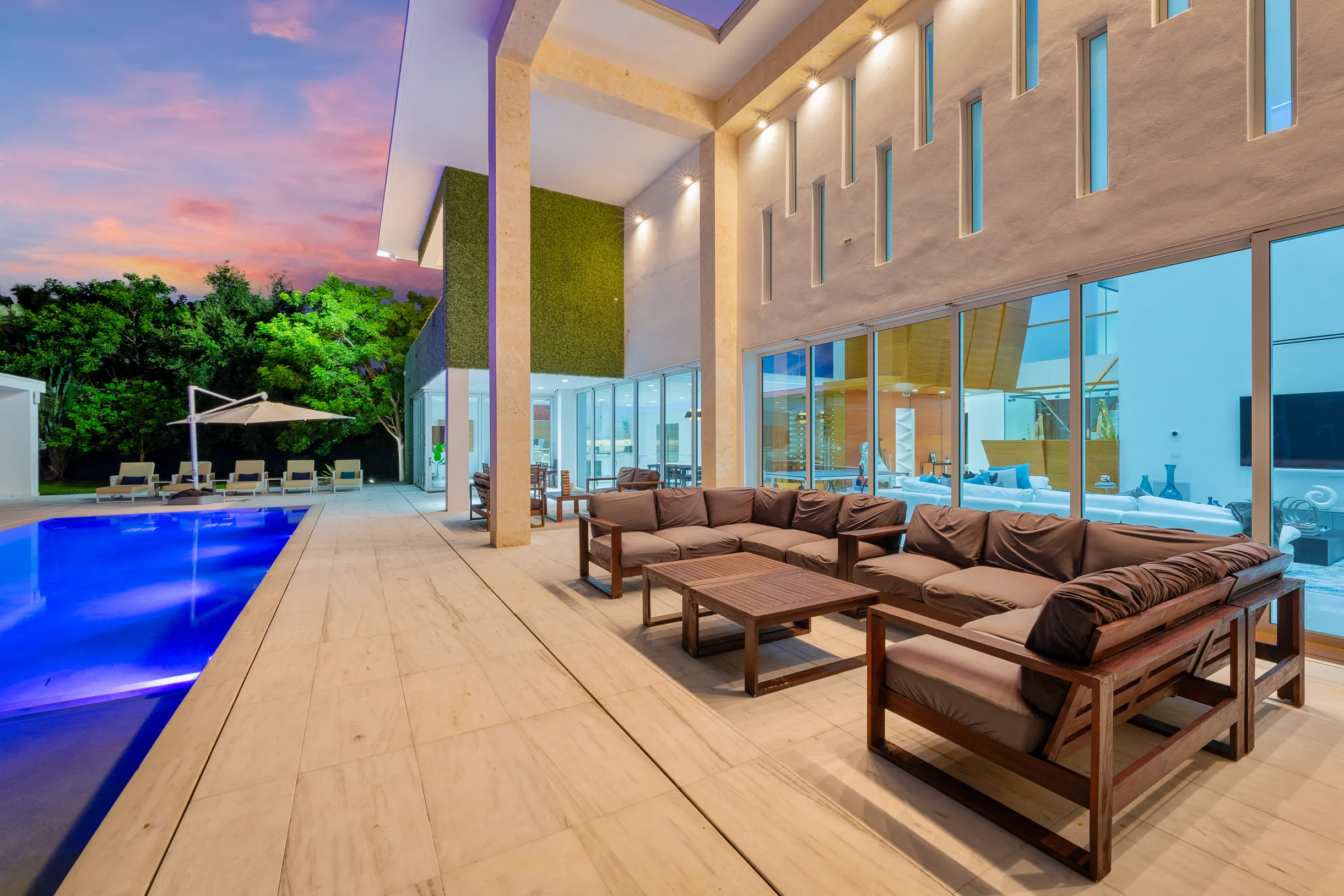 Wander Pinecrest Palms #92